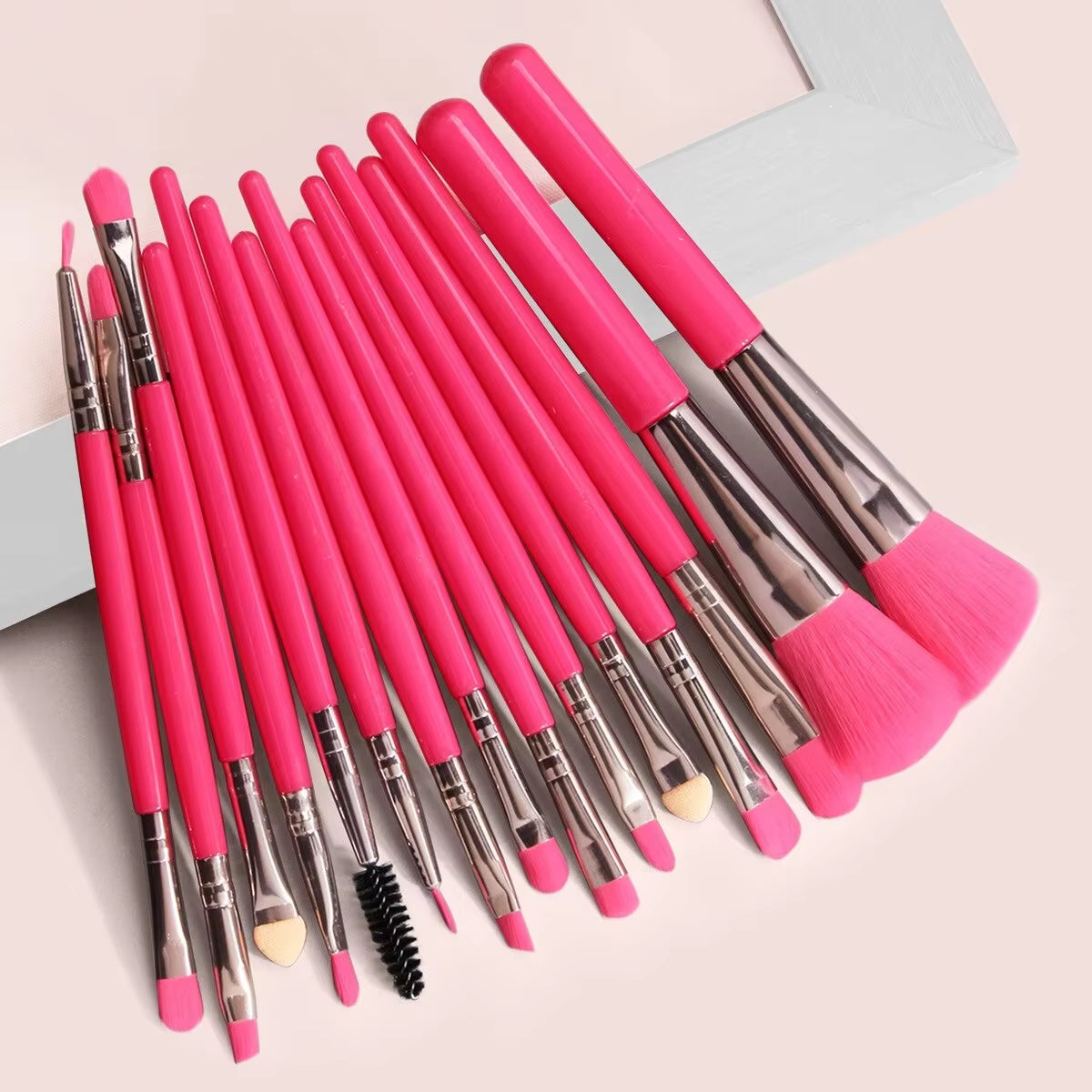 LuxeBrush